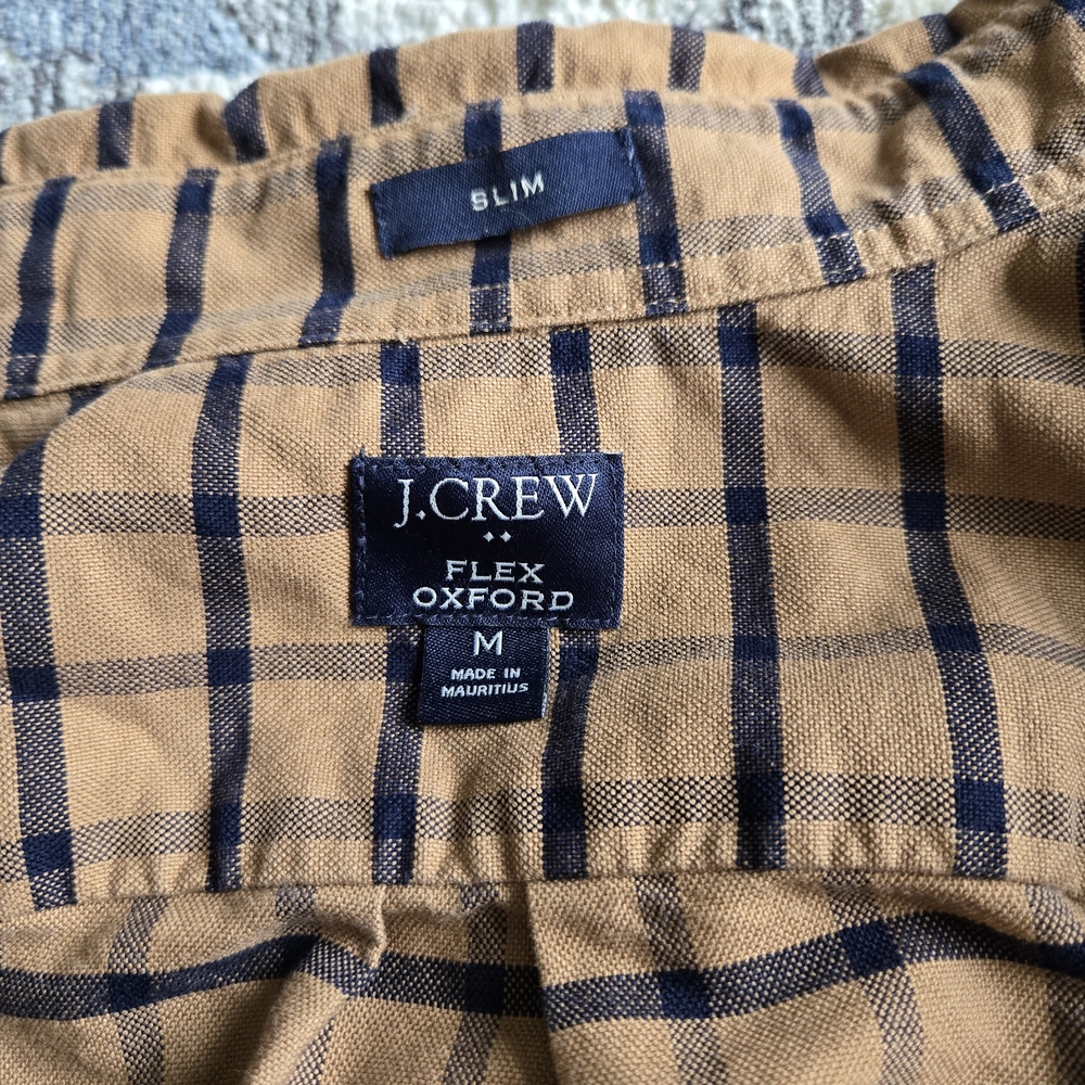 M J. Crew Button Up - Picture 2 of 6